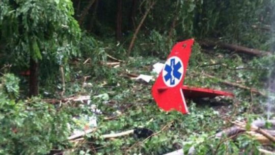 Ancheta în cazul elicopterului SMURD decurge anevoios "din cauza ploii"