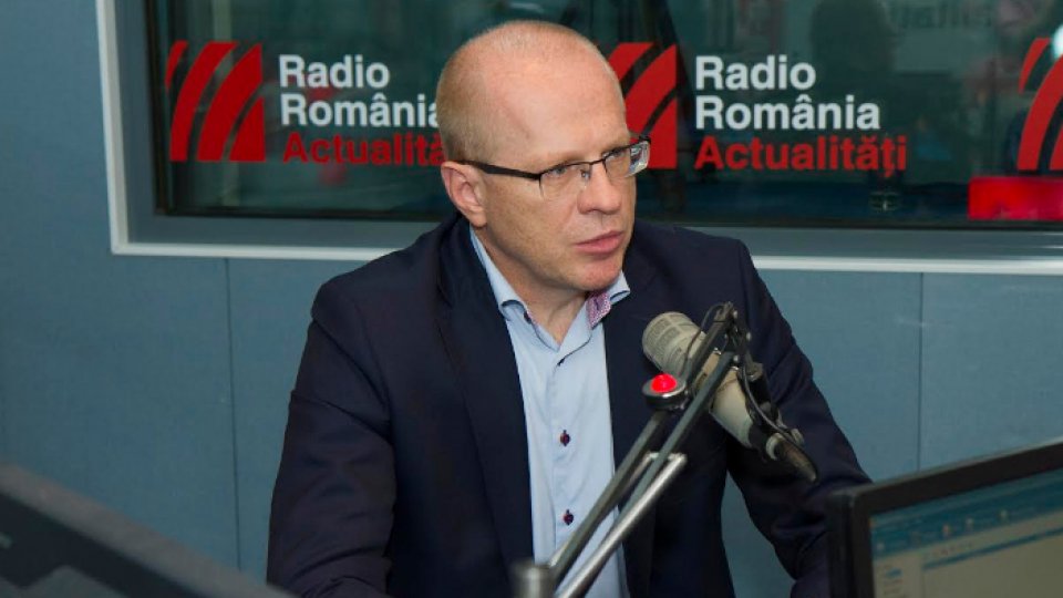 După #Brexit, "adoptarea euro a devenit mai importantă pentru România"