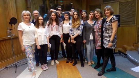 ”Radio Fiction Desk”