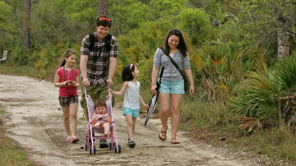 De azi se mărește indemnizaţia de creştere a copilului