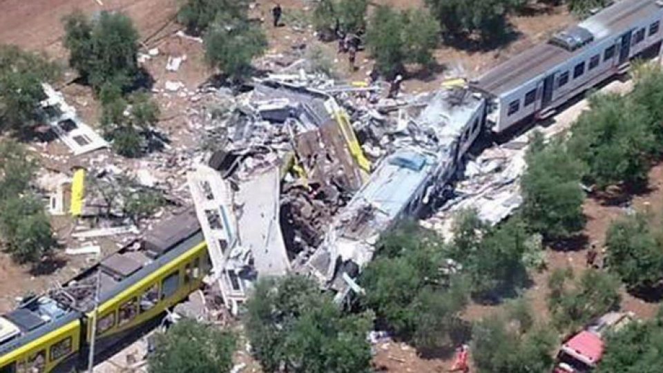 Italia: Două trenuri de călători s-au ciocnit în regiunea Puglia