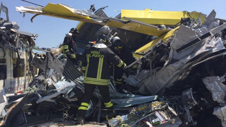 27 de morţi în accidentul feroviar din Italia