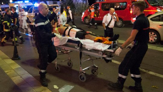 Trei cetăţeni români sunt căutaţi la Nisa după atentat