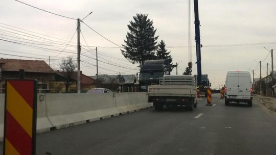 Restricții de circulație la pasajul din Băneasa, se montează separatoare