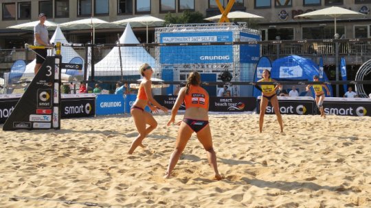 "Cea mai importantă competiţie de volei pe plajă" începe la Timişoara