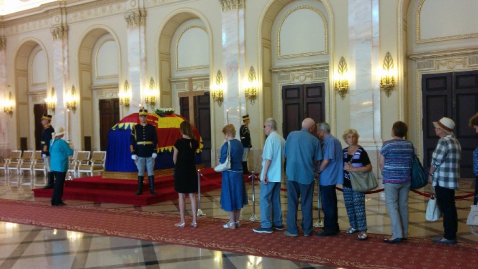 Slujbă catolică pentru Regina Ana, la Palatul Regal