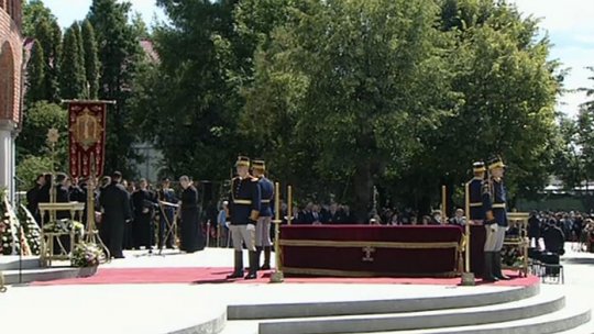 Zi de doliu național. Regina Ana va fi înmormântată la Curtea de Argeş