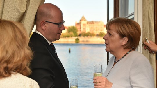 Ce a vorbit cancelarul german, Angela Merkel, cu premierul Cehiei
