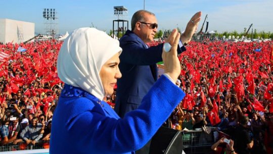 Miting de susţinere a guvernului, la Istanbul