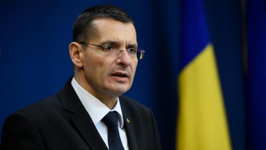 Acuzat de favorizarea infractorului, ministrul de interne demisionează