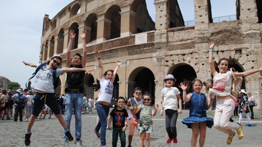 La 18 ani, italienii primesc 500 de euro pentru cultură