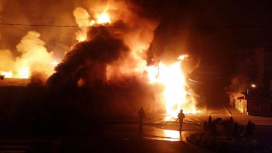 Incendiu puternic la Petroșani