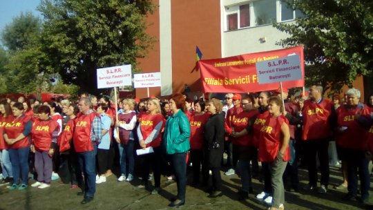 "Protest spontan" la poştă