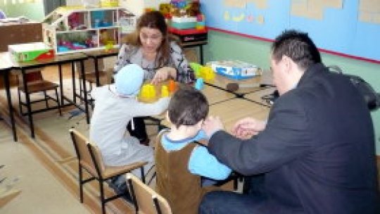 Primele manuale digitale pentru nevăzători sunt lansate astăzi