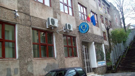 Cursurile suspendate din cauza viscolului au fost reluate