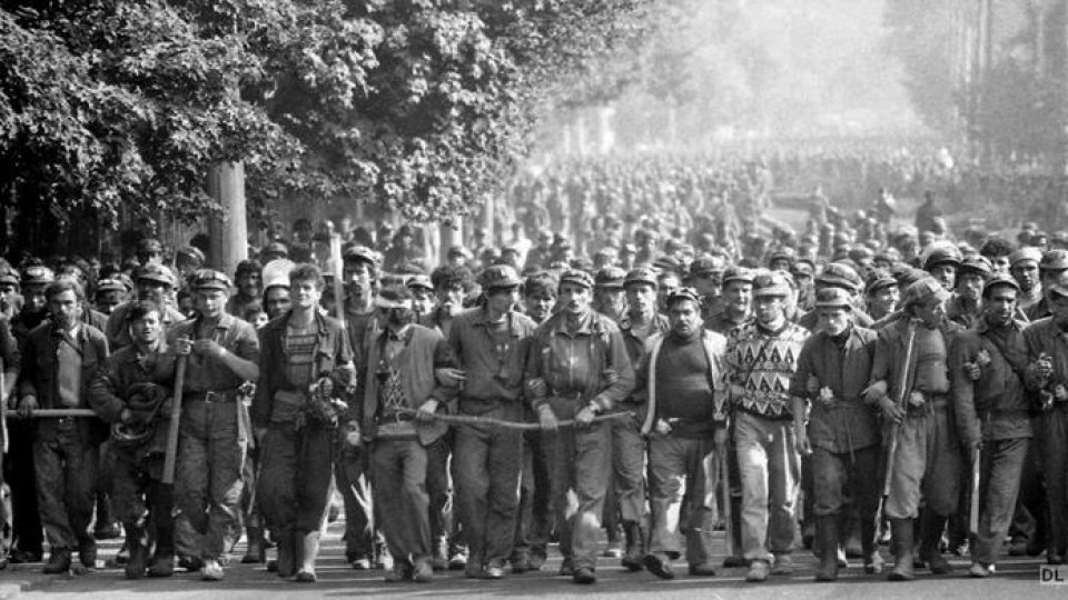 Ion Iliescu audiat de procurori în dosarul "Mineriada" din iunie 1990