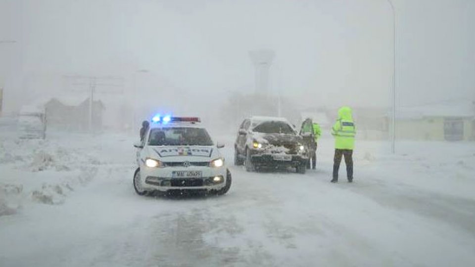 Circulaţie îngreunată de vremea nefavorabilă