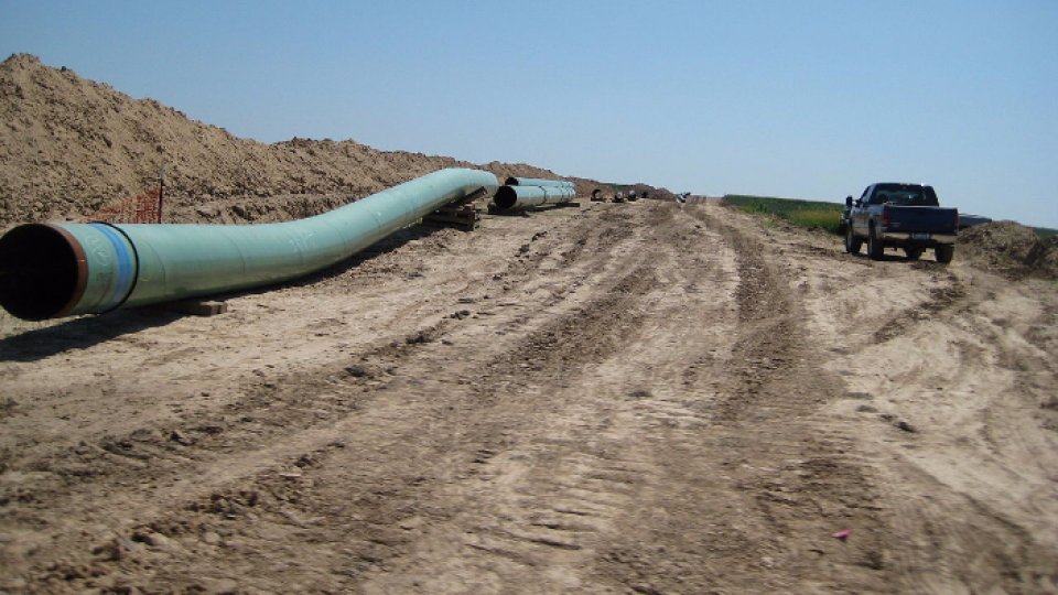 Donald Trump dă undă verde construcţiei unei controversate conducte