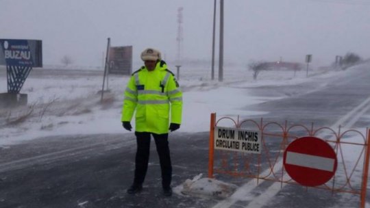 INFOTRAFIC: Drumurile naționale închise din cauza viscolului + VIDEO