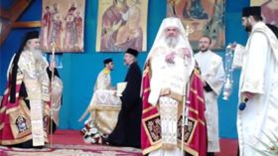 Procesiunea "Calea Sfinţilor", programată marţi, se amână pentru joi