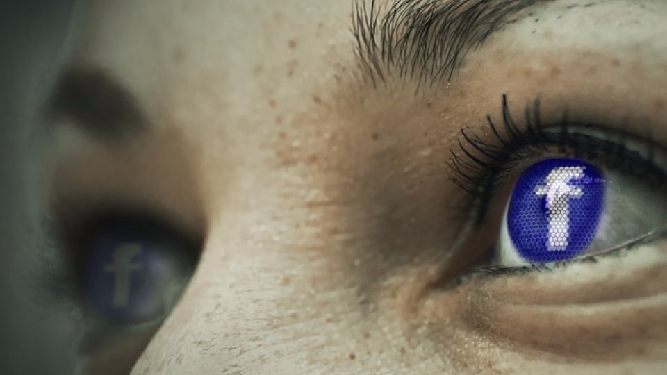 Facebook anunţă noi măsuri pentru a reduce manipularea politică prin reţea