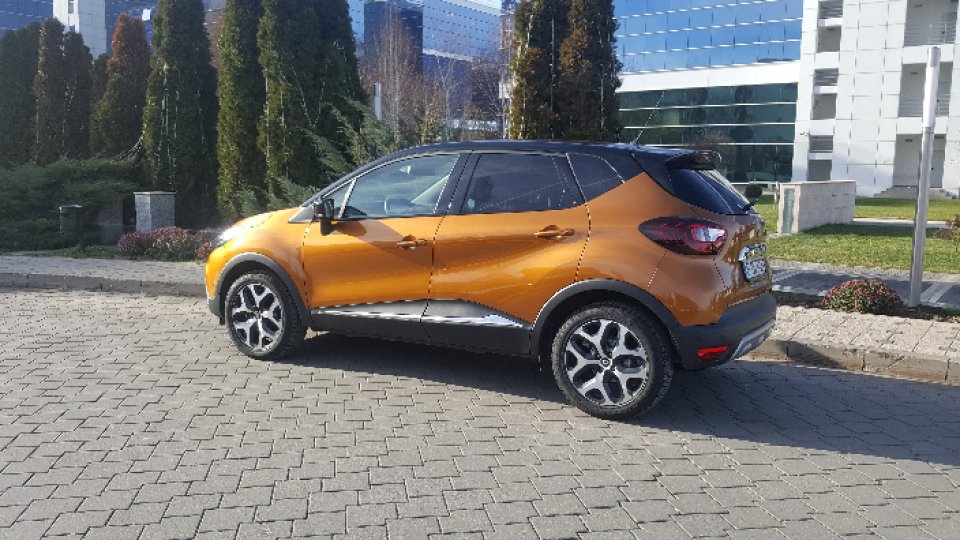 Ultimul Renault CAPTUR-at Tce 120