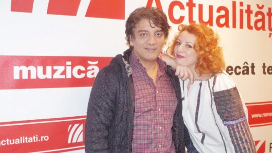 Mi-am vopsit ţambalul în tricolorul României