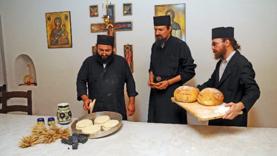 Postul solicită atenția asupra gândurilor şi simțurilor