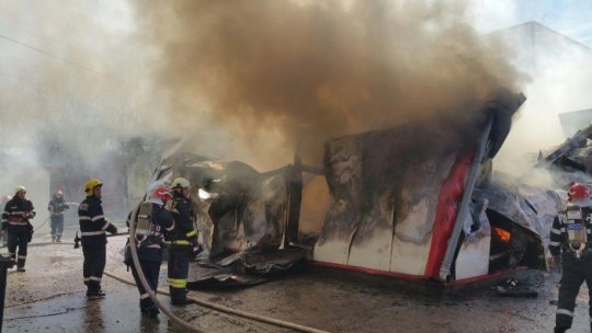 Incendiu la un depozit din Bucureşti
