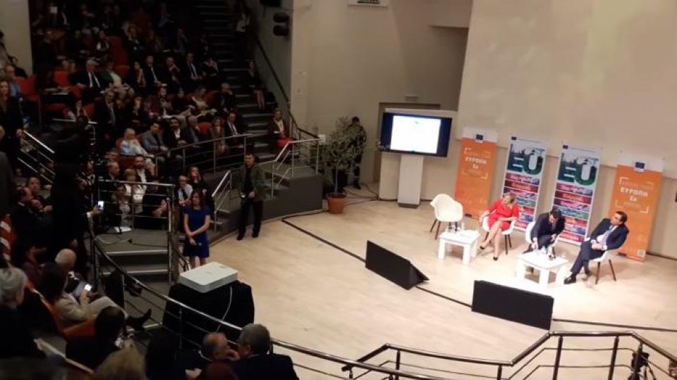 O publicatie importanta din Grecia ia apararea comisarului Corina Cretu