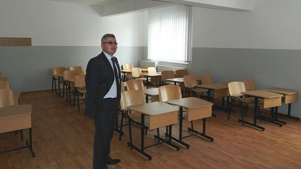 19% dintre copiii din învăţământul primar şi gimnazial părăsesc şcoala