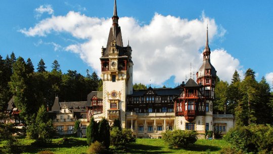 Muzeul Peleş din Sinaia a fost vizitat de aproximativ zece mii de turişti