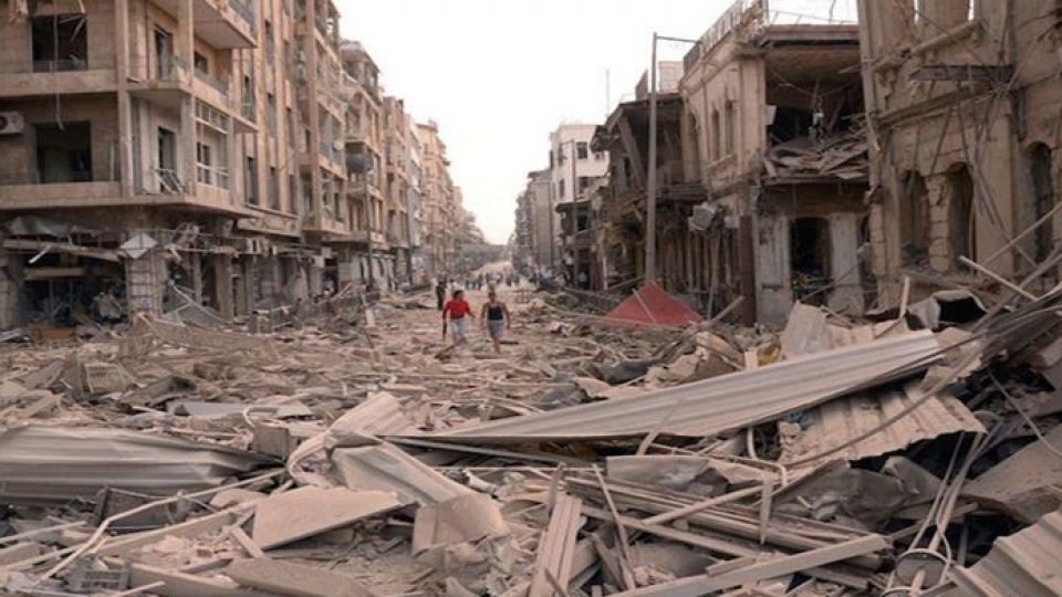 14 civili ucişi şi 40 de răniţi aseară în Siria într-un bombardament