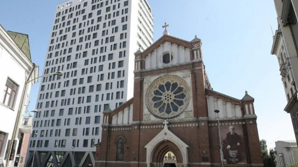 Ioan Robu e dezamăgit că primarul Capitalei nu demolează Cathedral Plaza