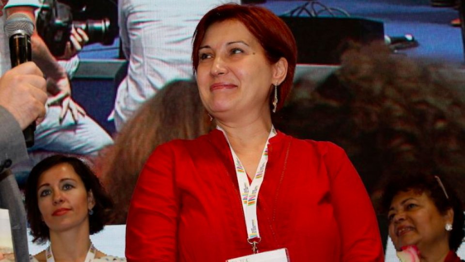 Bucureșteanca Roxana Lazăr cucerește publicul cititor din Italia