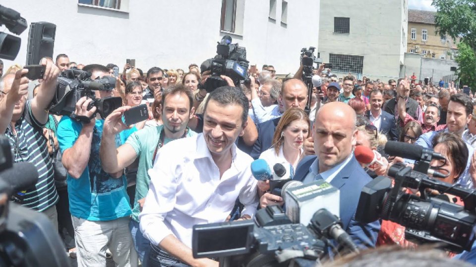 Sorin Grindeanu îi cere lui Liviu Dragnea să fie ”bărbat politic”