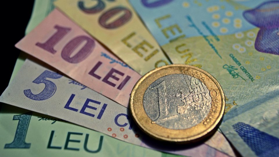 Cursul de schimb euro-leu îşi revine la normal