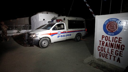 Bilanţ: 37 de morţi şi 150 de răniţi ieri în Pakistan de atacatori kamikaze