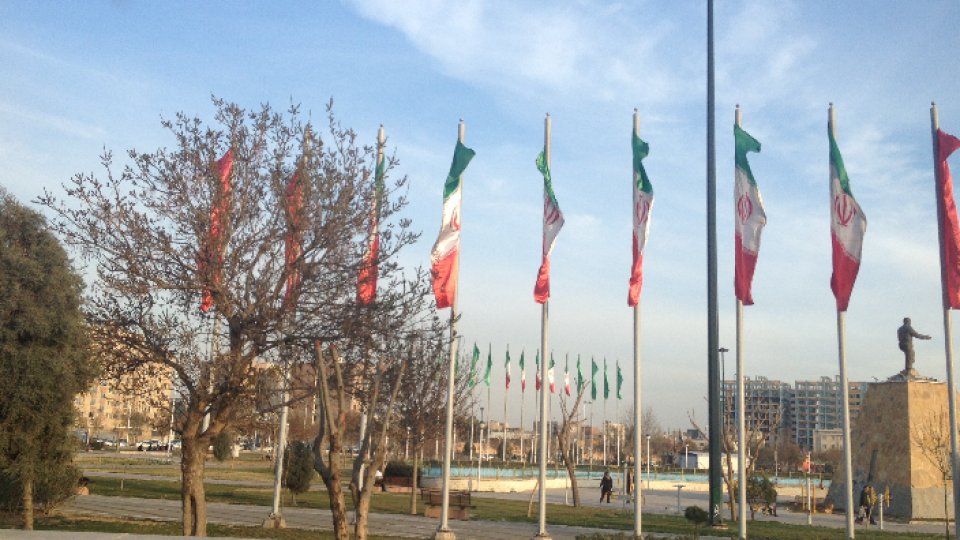 Incident armat în parlamentul iranian