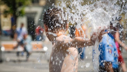 Temperaturi ridicate şi disconfort termic în aproape toată ţara