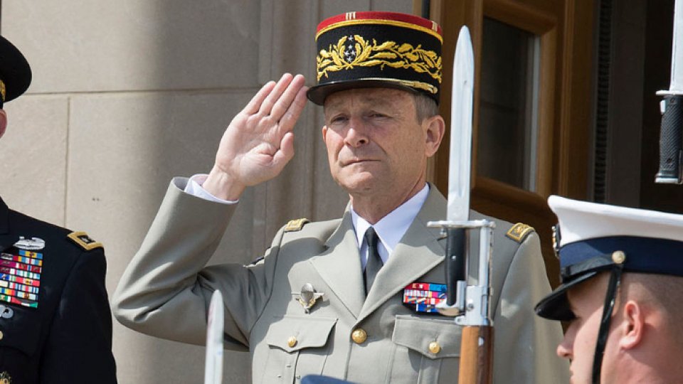 Şeful forţelor armate franceze a demisionat după o dispută cu preşedintele