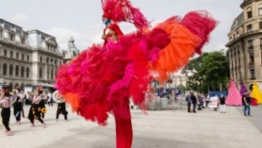 Festivalul Internaţional de Teatru de Stradă continuă la Bucureşti