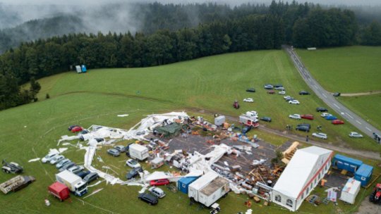 O studentă din România a căzut victimă unei furtuni puternice din Austria