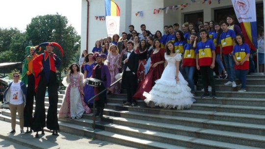 FOTO: "Festivalul Birlic" de la Fălticeni