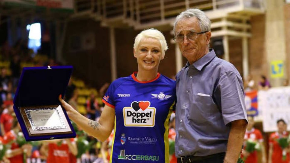 Handball player Ramona Farcău ends her sports career