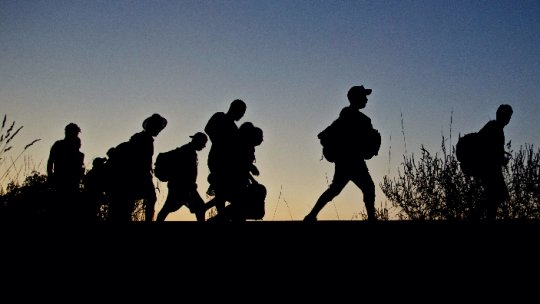 Migranţii arabi forţează graniţele României