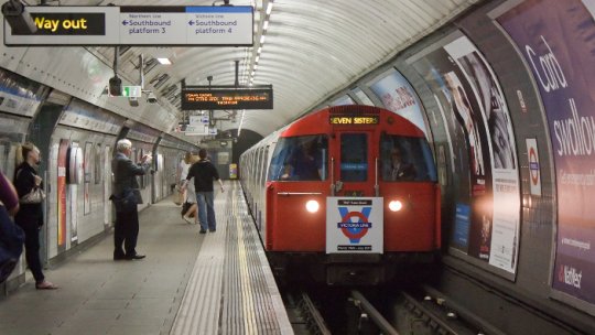Explozie într-un vagon de metrou din Londra
