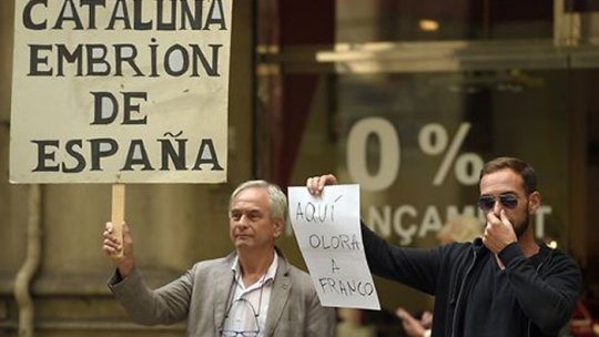 Catalonia: mii de oameni au demonstrat în favoarea unității Spaniei