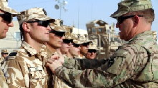 Români la datorie, în Afganistan