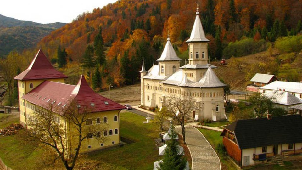 Mănăstirea Nechit, loc sfânt – căutat și de românii din străinătate